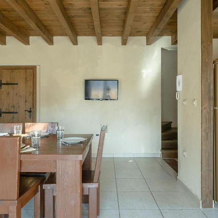 Villa Castagna Near The Sea With Private Pool And Sauna Premantura Eksteriør bilde